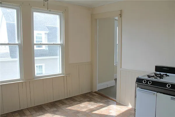 $524,900 | 14 George Street, Westerly, RI 02891