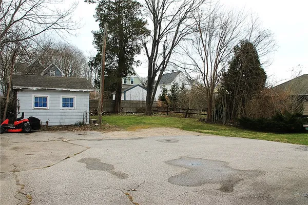 $524,900 | 14 George Street, Westerly, RI 02891