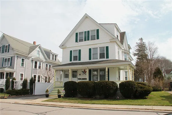 $524,900 | 14 George Street, Westerly, RI 02891