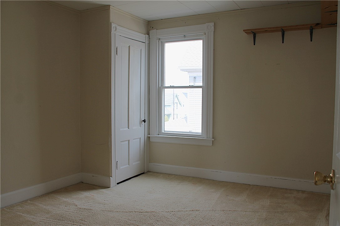 14 George Street Westerly, RI 02891 - Photo 10 of 27