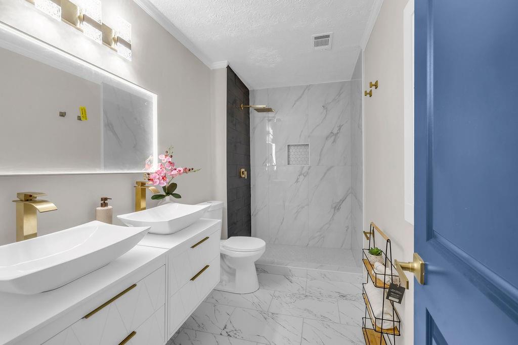 4922 Rock Springs Road Lithonia, GA 30038 - Photo 2 of 27