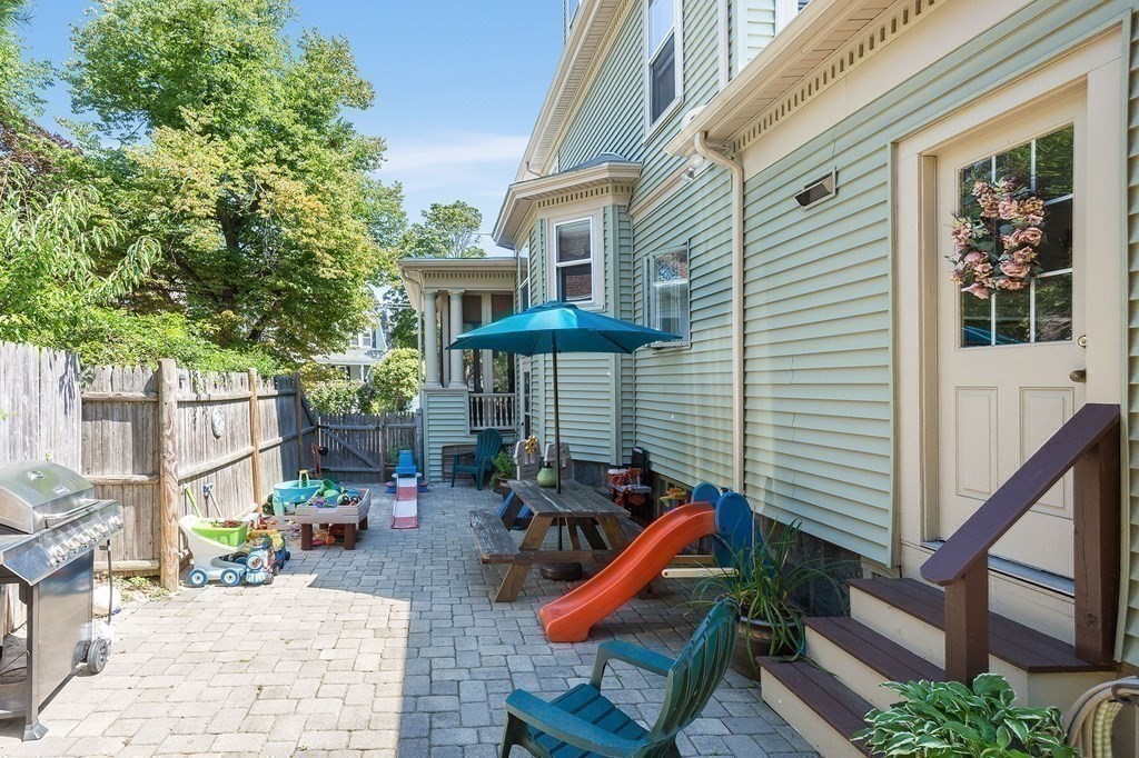 90 Lowell Road Winthrop, MA 02152 - Photo 20 of 25 Gallery Image 20