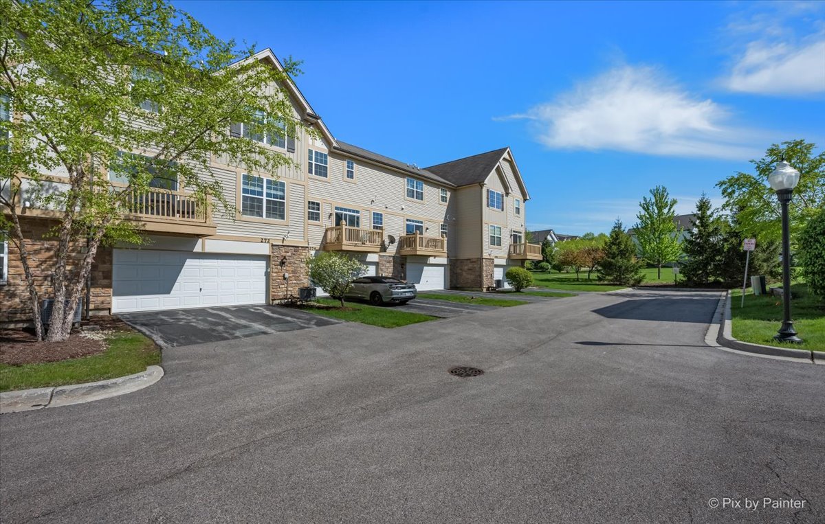 272 Bennett Drive Carol Stream, IL 60188 - Photo 41 of 46