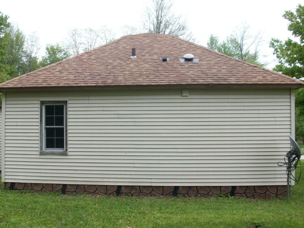 2611 West Thar Road Coloma, MI 49038 - Photo 14 of 15 side o