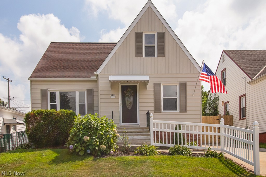 6911 Ridgewood Avenue Parma, OH 44129 - Photo 1 of 35 Gallery Image 1