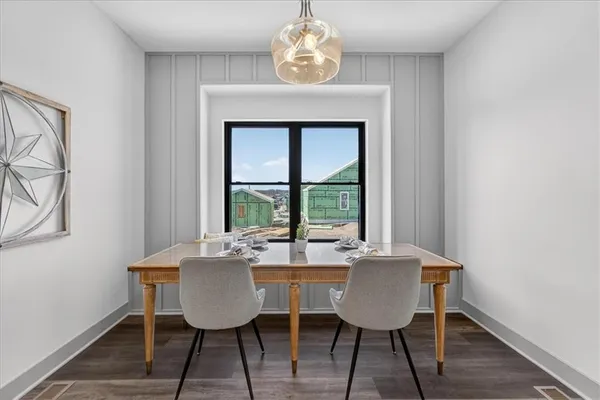 $399,950 | 1001 South River View Avenue South, Independence, MO 64056