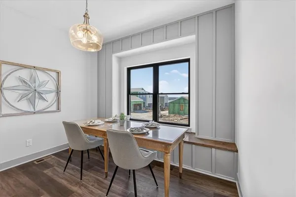 $399,950 | 1001 South River View Avenue South, Independence, MO 64056