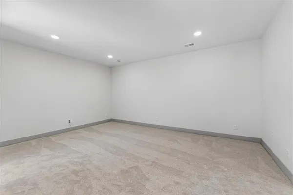 $399,950 | 1001 South River View Avenue South, Independence, MO 64056