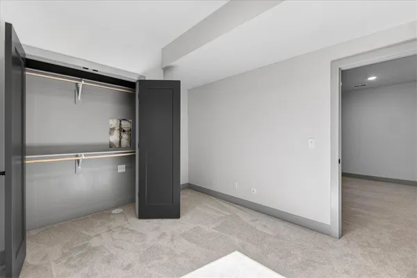 $399,950 | 1001 South River View Avenue South, Independence, MO 64056