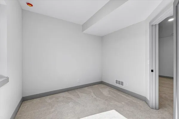 $399,950 | 1001 South River View Avenue South, Independence, MO 64056