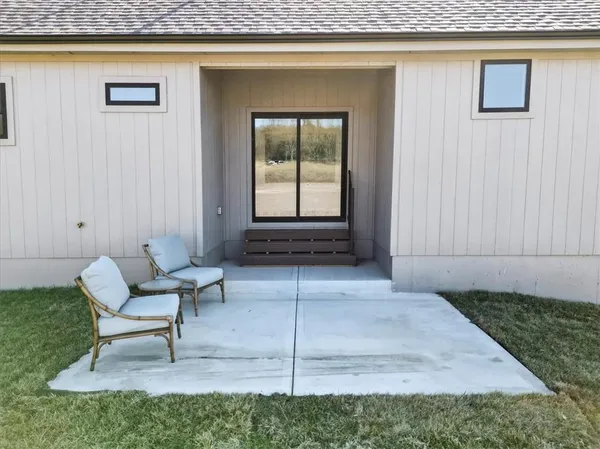 $399,950 | 1001 South River View Avenue South, Independence, MO 64056