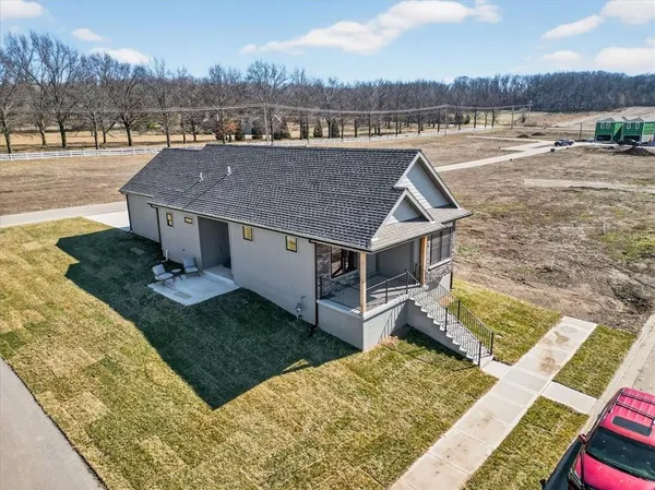 $399,950 | 1001 South River View Avenue South, Independence, MO 64056