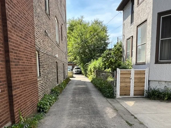 $1,680 | 7412 South South Shore Drive, Unit G, Chicago, IL 60649