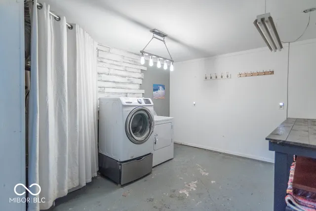 $384,997 | 4523 Parkwood Drive, Martinsville, IN 46151