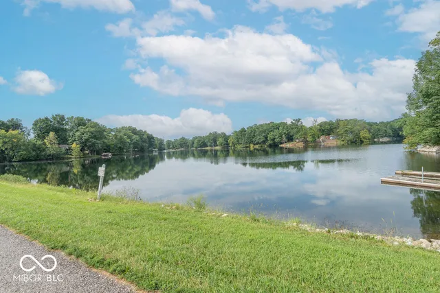 $384,997 | 4523 Parkwood Drive, Martinsville, IN 46151