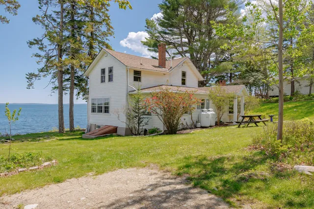 $895,000 | 20 Lorimer Road, Lamoine, ME 04605