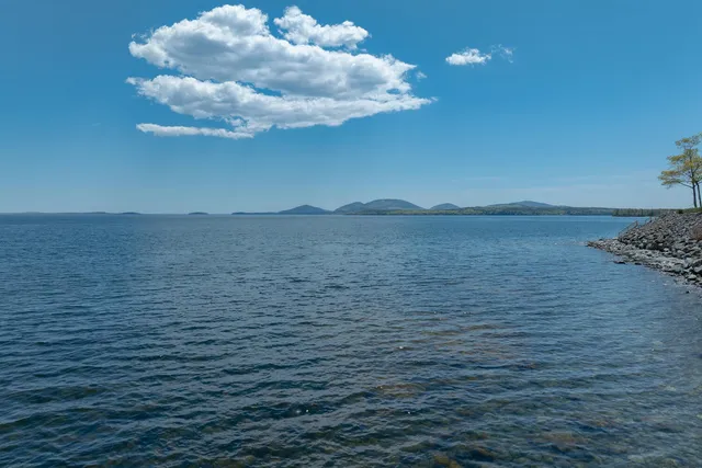 $895,000 | 20 Lorimer Road, Lamoine, ME 04605