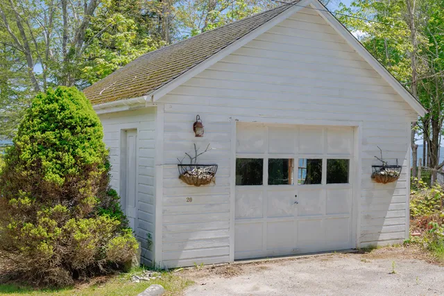 $895,000 | 20 Lorimer Road, Lamoine, ME 04605