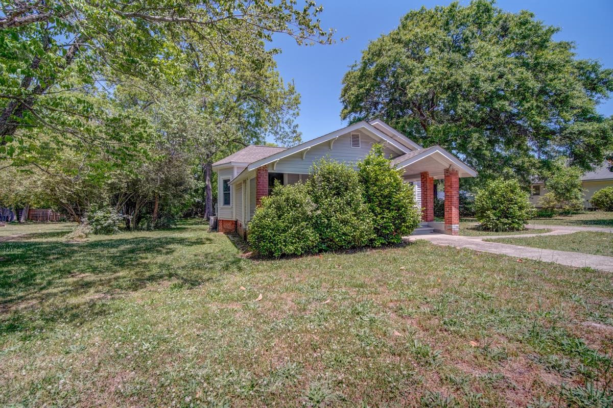 525 Lanford Road Woodruff, SC 29388 - Photo 3 of 29 Gallery Image 3