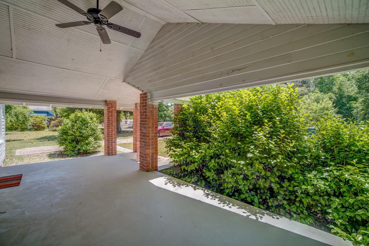 525 Lanford Road Woodruff, SC 29388 - Photo 4 of 29 Gallery Image 4