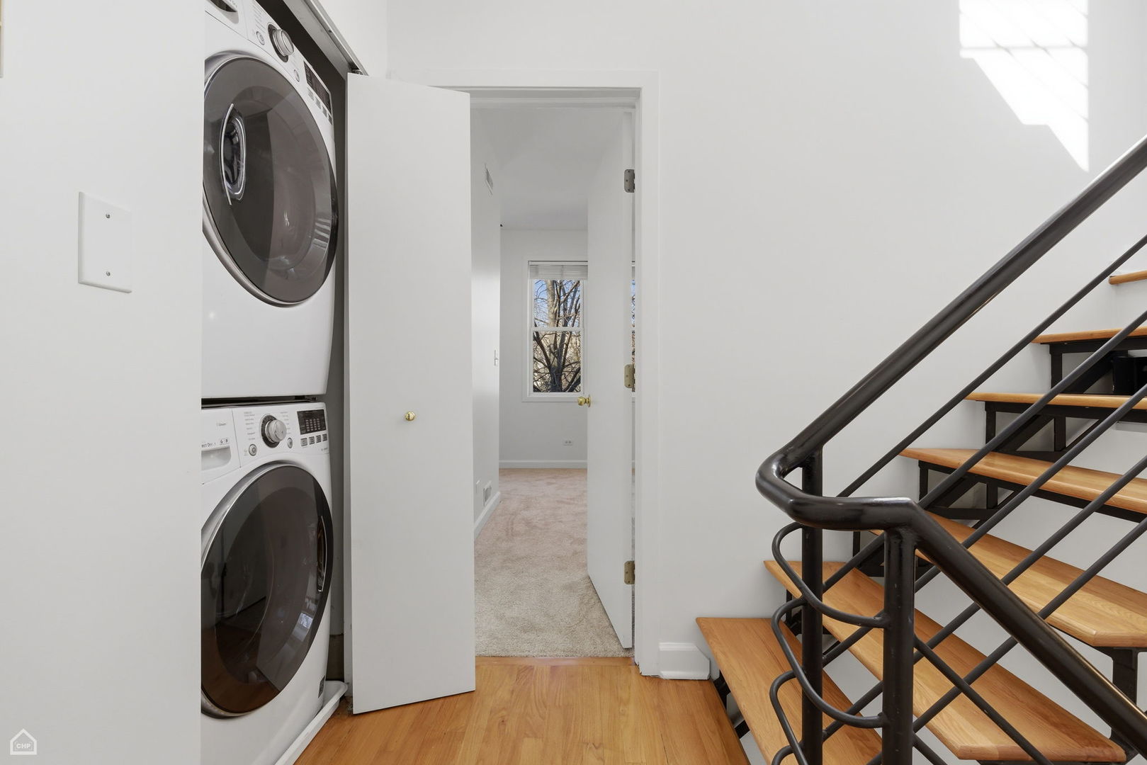 2317 North Hamilton Avenue, Unit A Chicago, IL 60647 - Photo 17 of 32
