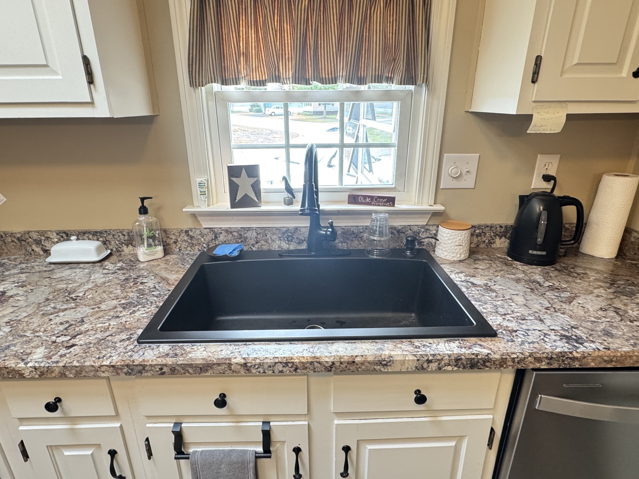 17 Puritan Road Taunton, MA 02780 - Photo 15 of 38 Gallery Image 15