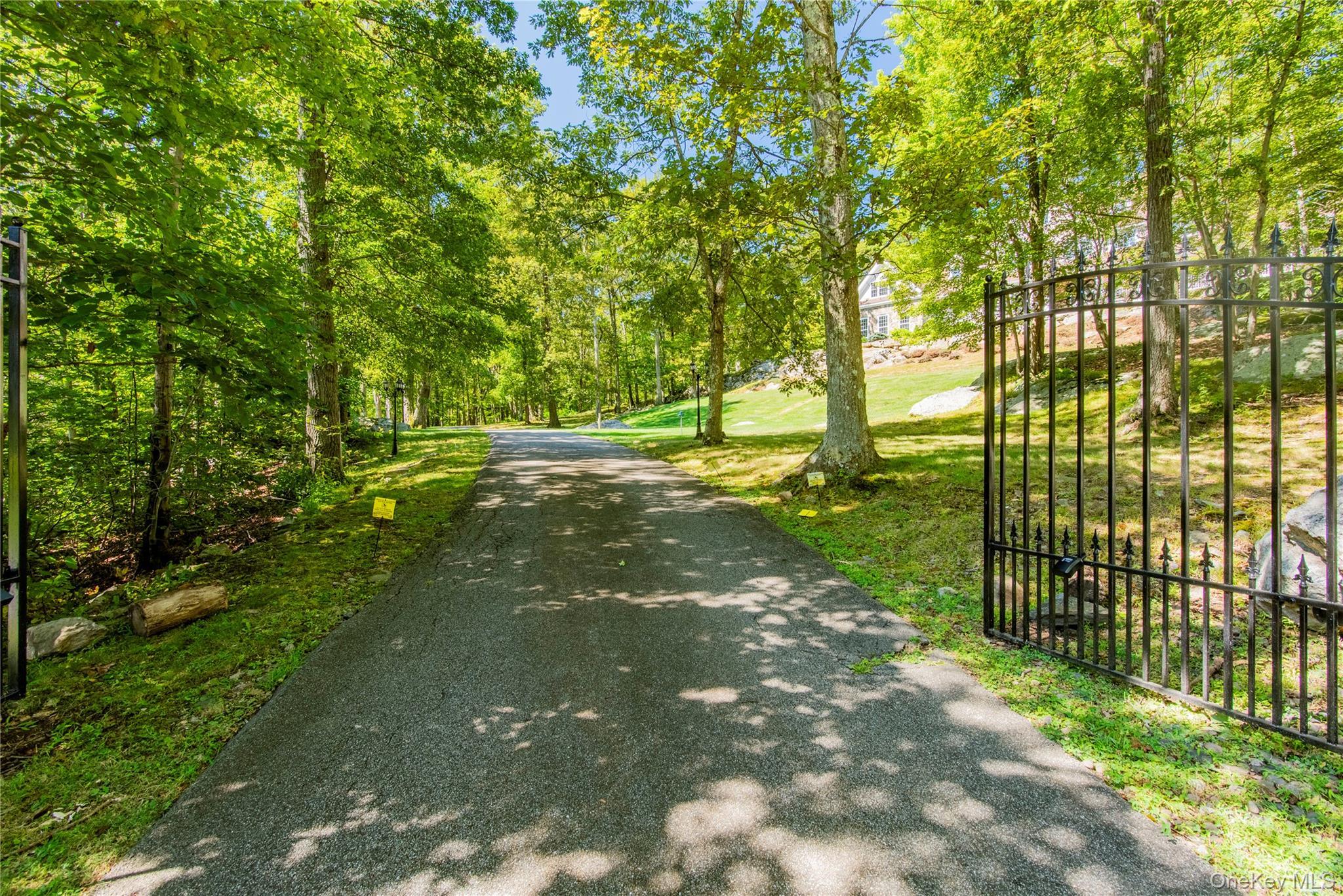 291 Woodmont Road Hopewell Junction, NY 12533 - Photo 3 of 49 a view of yard with green space