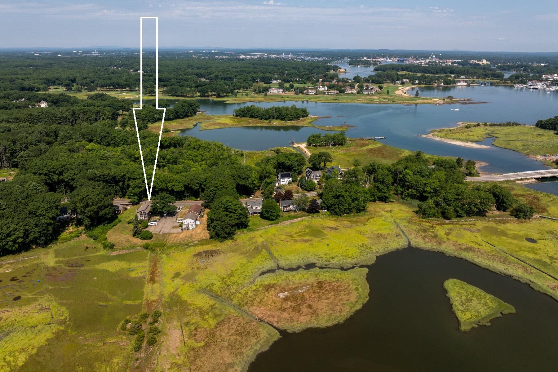 267 Pioneer Road Rye, NH 03870 - Photo 2 of 32