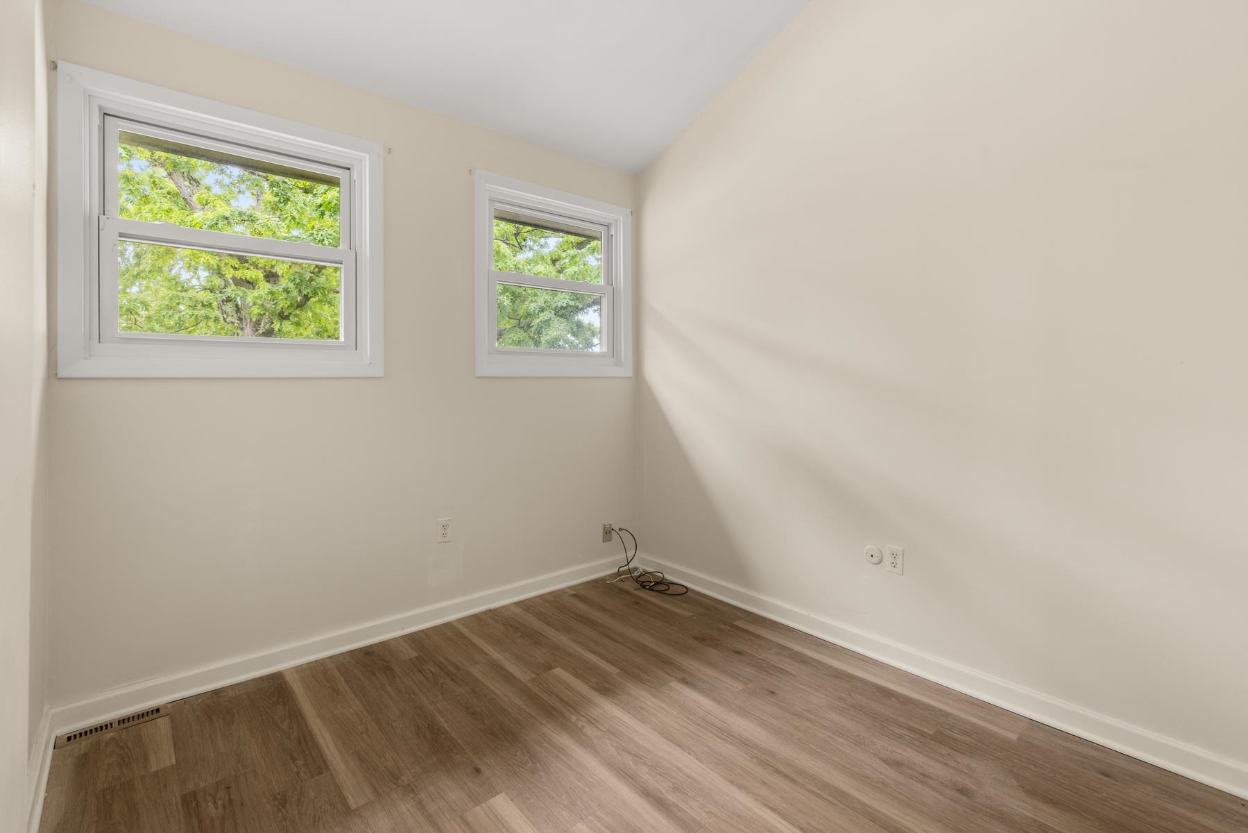 267 Pioneer Road Rye, NH 03870 - Photo 24 of 32