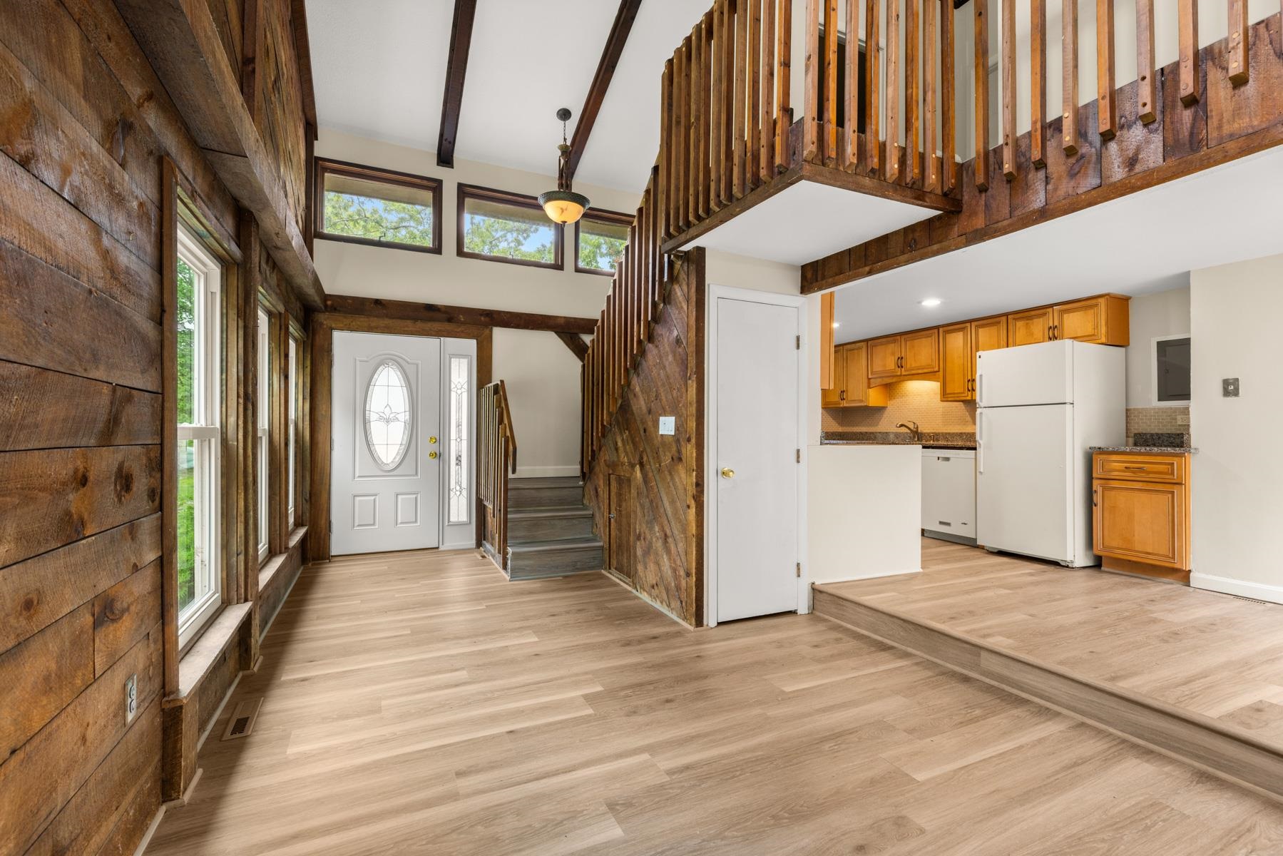 267 Pioneer Road Rye, NH 03870 - Photo 8 of 32