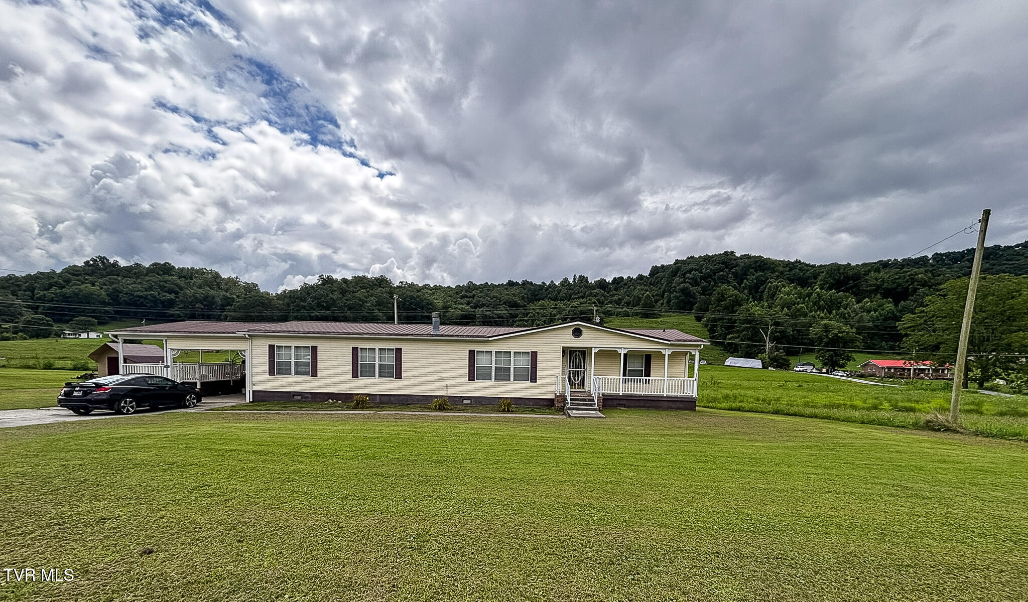 3101 Pattonsville Road Duffield, VA 24244 - Photo 3 of 36 IMG_6749-4