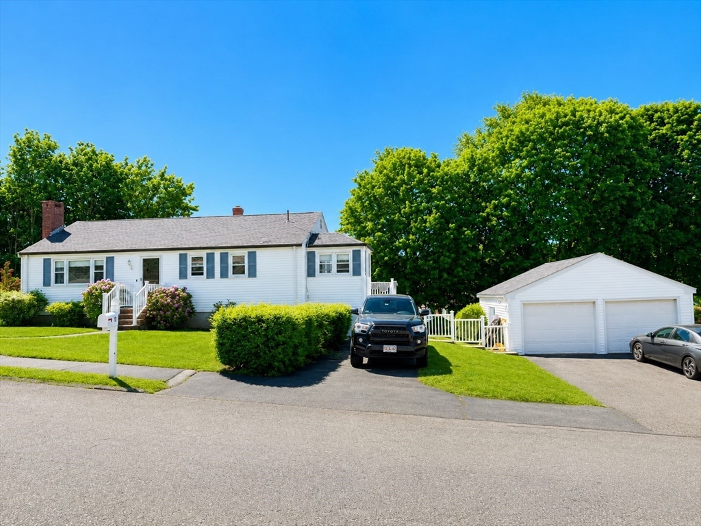 12 Seneca Road Woburn, MA 01801 - Photo 26 of 29