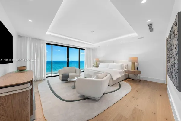 $37,500,000 | 1107 Hillsboro Mile, Hillsboro Beach, FL 33062