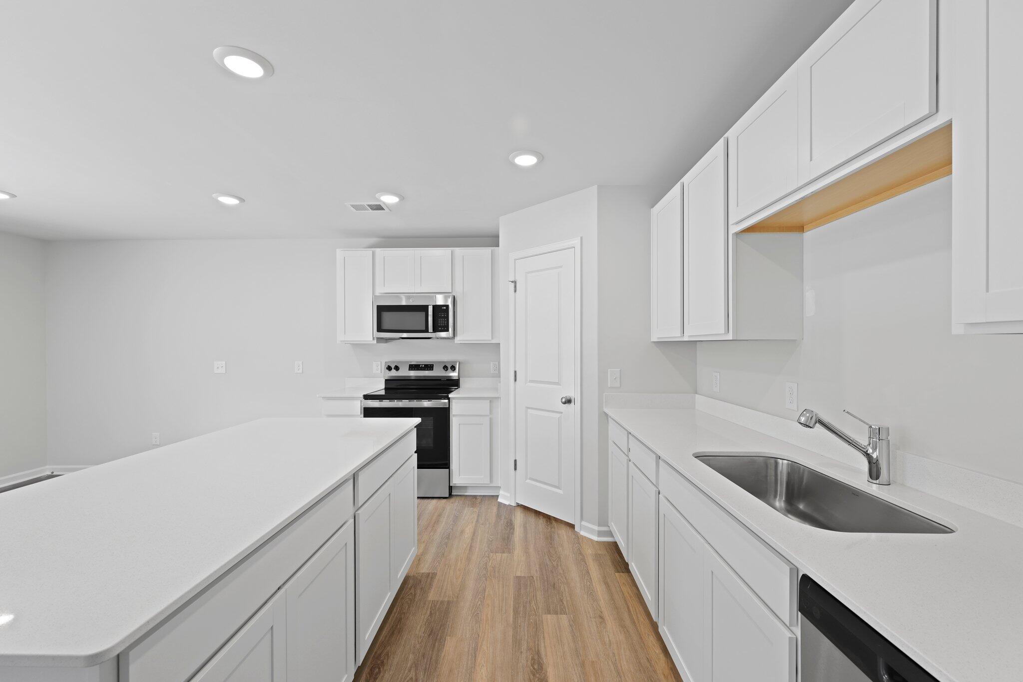 4147 Rising Tide Drive Summerville, SC 29485 - Photo 8 of 54 Kitchen