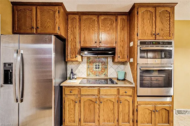 $399,000 | 2165 Forest Haven Drive, Climax, NC 27233