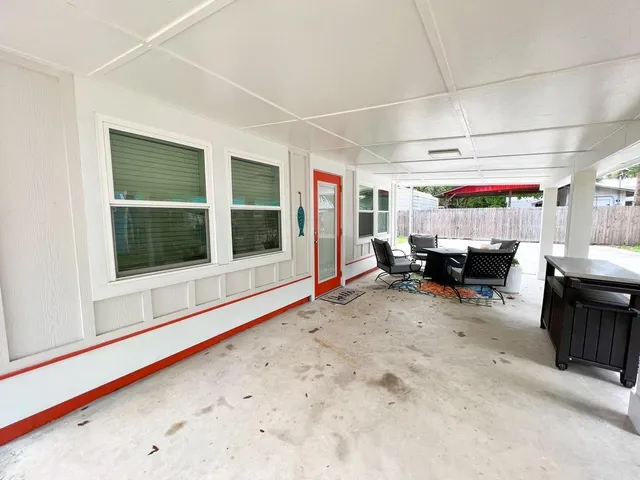 $369,000 | 216 12th Street East, Steinhatchee, FL 32359