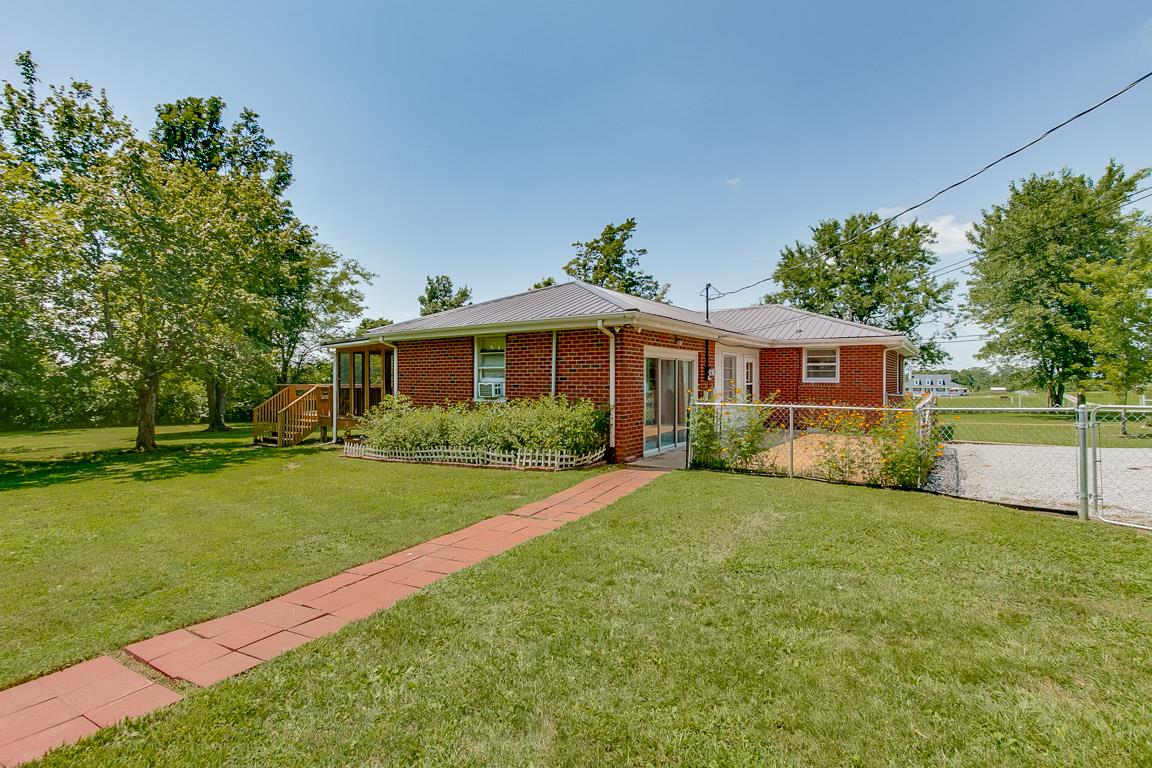 605 Rome Pike Lebanon, TN 37087 - Photo 3 of 27 Lots of parking for you and your guest