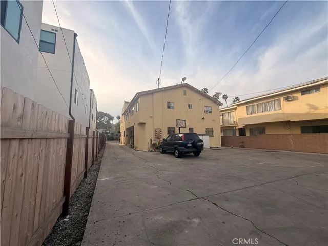 $1,300,000 | 732 North Kingsley Drive, Los Angeles, CA 90029
