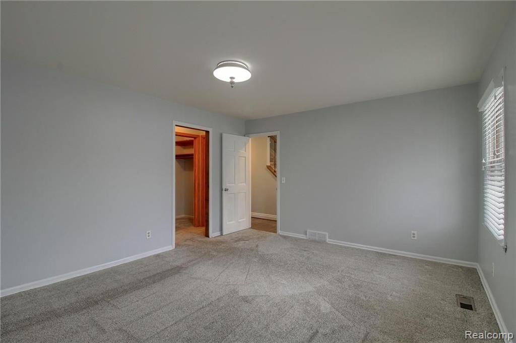 49758 Compass Point Drive Chesterfield, MI 48047 - Photo 12 of 31