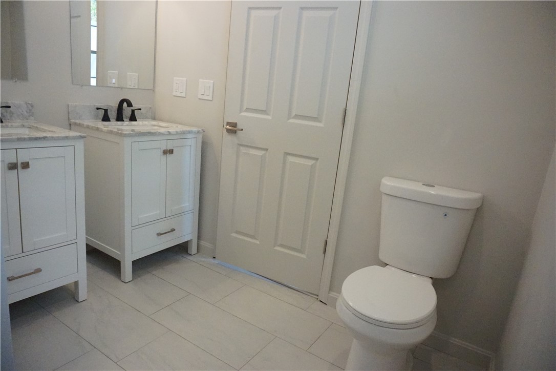 178 Highland Street Cranston, RI 02920 - Photo 25 of 34