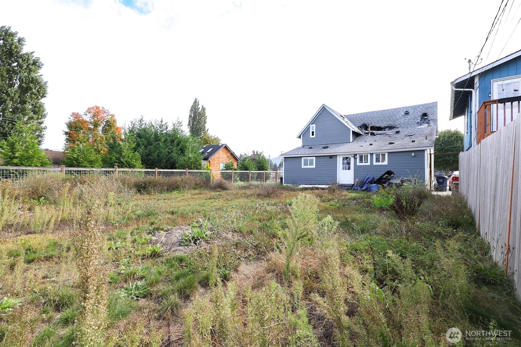136 First Street Sumas, WA 98295 - Photo 17 of 20 a view of a house with a outdoor space