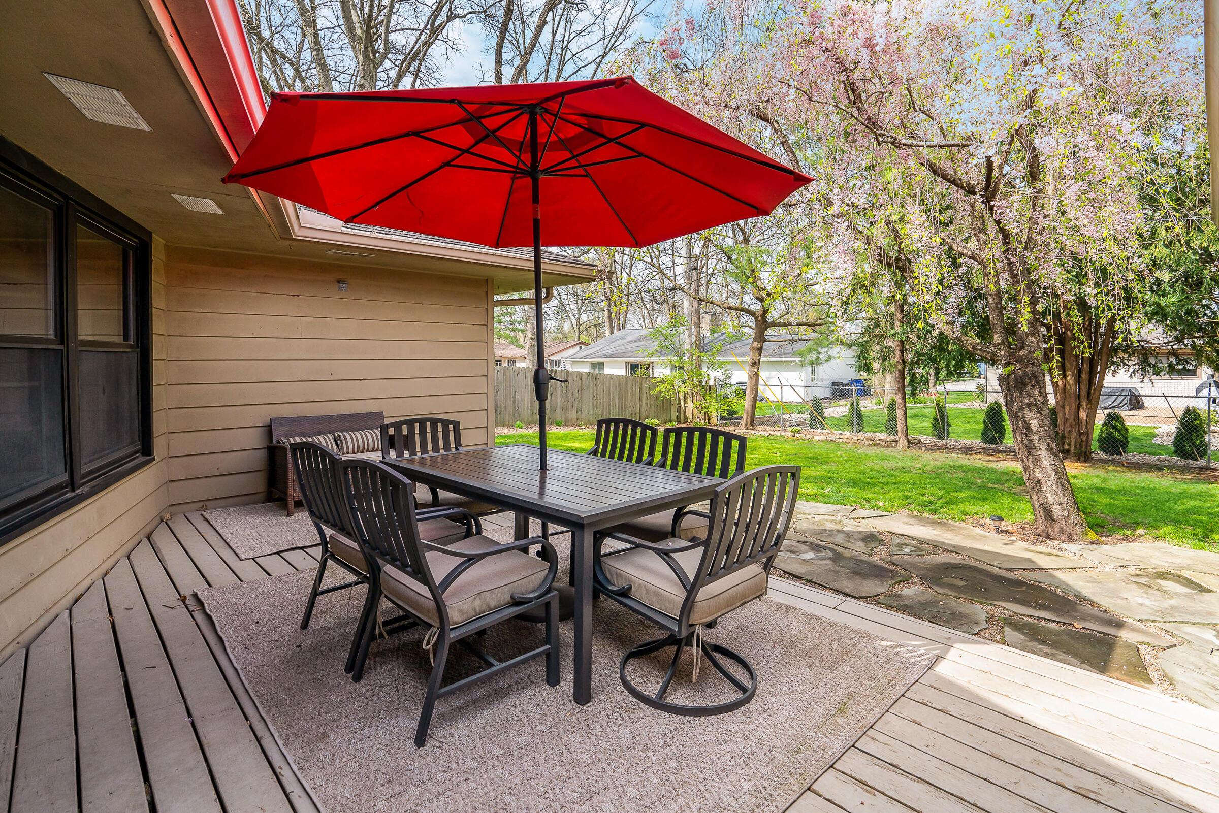 3177 Leeds Road Columbus, OH 43221 - Photo 24 of 32 Back Deck and Yard