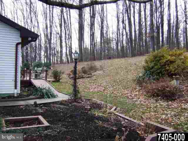 16622 Dolf Road Stewartstown, PA 17363 - Photo 8 of 36 Gallery Image 8