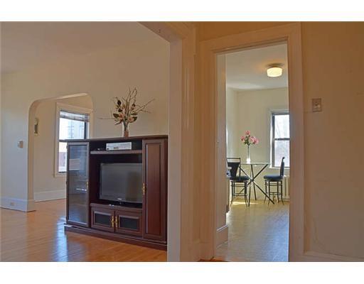 180 High Street, Unit 40 Portland, ME 04101 - Photo 19 of 25 Living Room. A nice cozy yet...