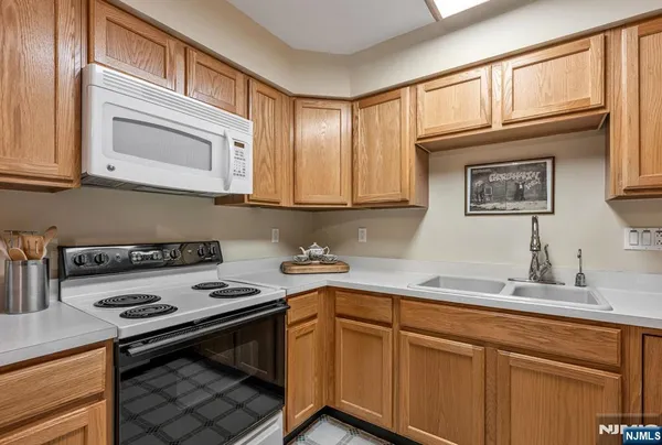 $289,000 | 112 Cannella Way, Riverdale, NJ 07457