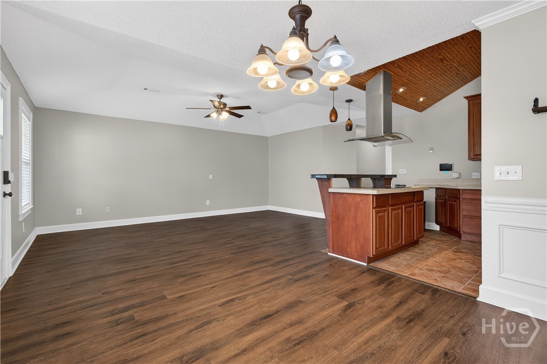 253 Glenn Bryant Road Hinesville, GA 31313 - Photo 7 of 46