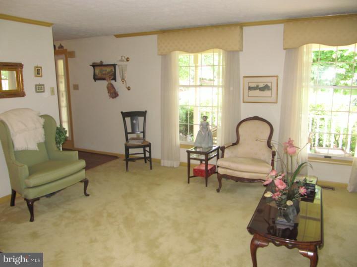 2076 Spring Valley Road Lansdale, PA 19446 - Photo 3 of 16 Living Room