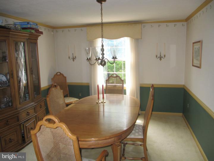 2076 Spring Valley Road Lansdale, PA 19446 - Photo 4 of 16 Dining Room