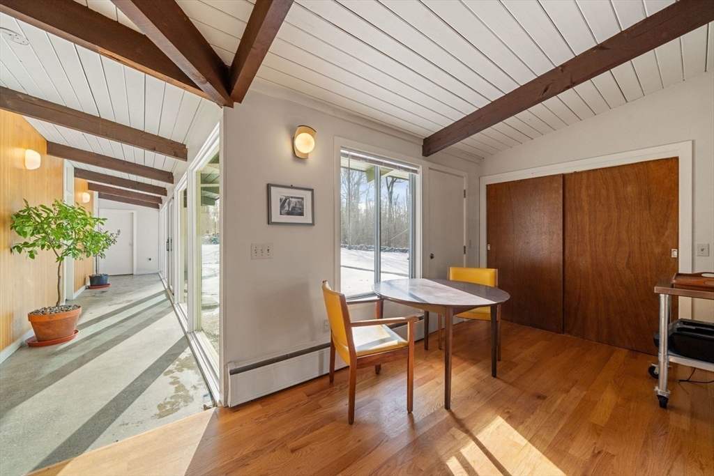15 Westview Drive Sutton, MA 01590 - Photo 15 of 39 a view of a livingroom with furniture and front door