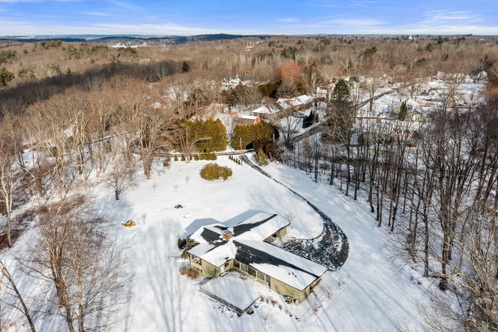 15 Westview Drive Sutton, MA 01590 - Photo 33 of 39 a view of a city